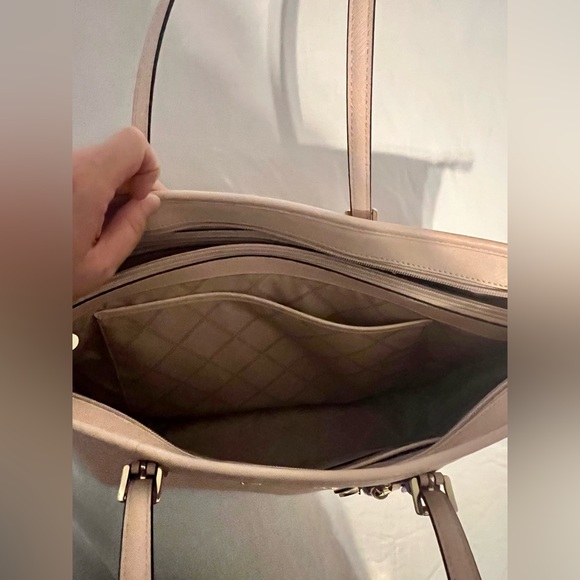 Michael Kors Large Saffiano Leather Computer Tote Bag - Picture 5 of 5
